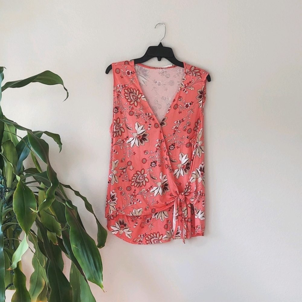 COPY - COPY - Ann Taylor Loft Sleevless Floral Print Top